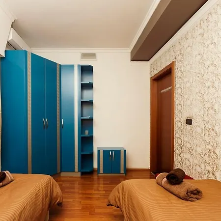 The Resident * Tirana